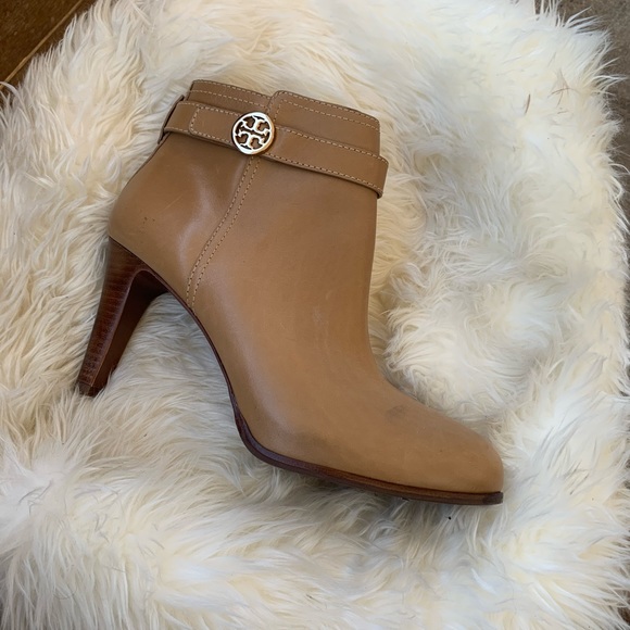 Tory Burch bristol leather bootie - Picture 4 of 10
